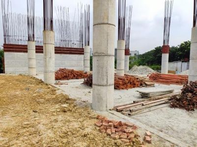 Data Center Campus RCC column construction